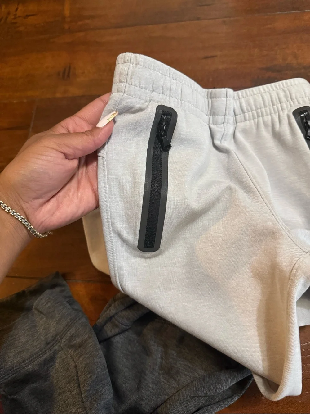 Boys Jogger Lot Size M